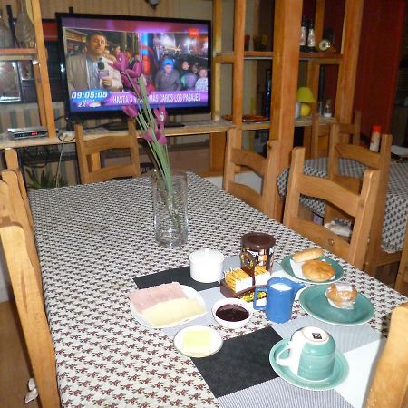 Mi Residencial Guest House Punta Arenas Exterior photo